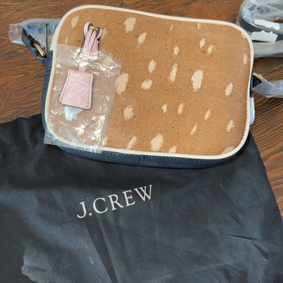 J CREW Italian Pebbled leather & calfskin signet crossbody bag, NWT - Picture 2 of 9
